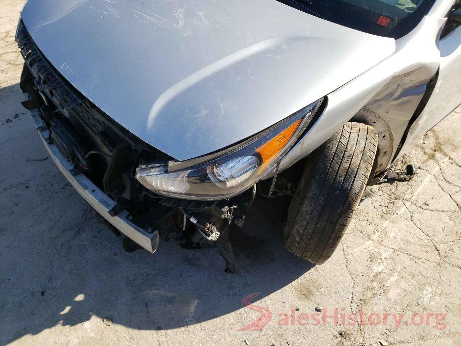 KNDCE3LC7K5235586 2019 KIA NIRO