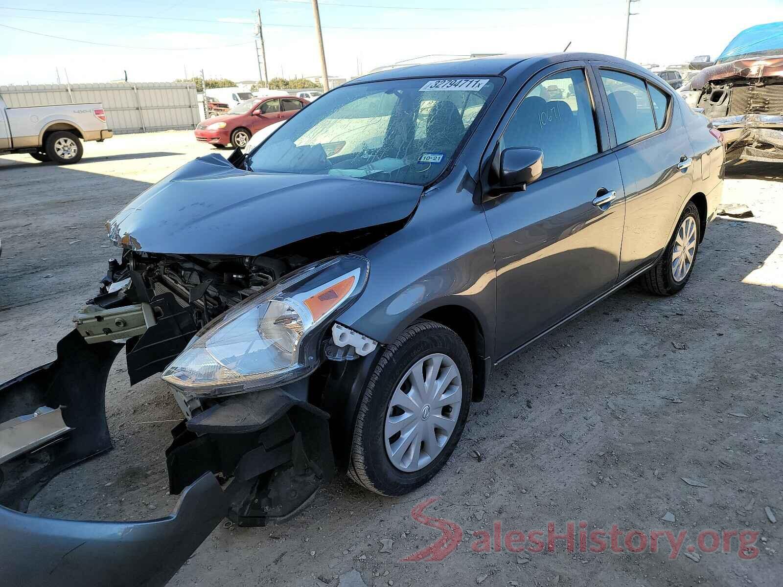 3N1CN7AP8JL861369 2018 NISSAN VERSA