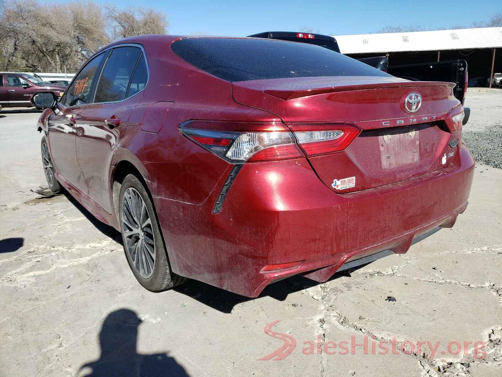 4T1B11HK7JU623557 2018 TOYOTA CAMRY