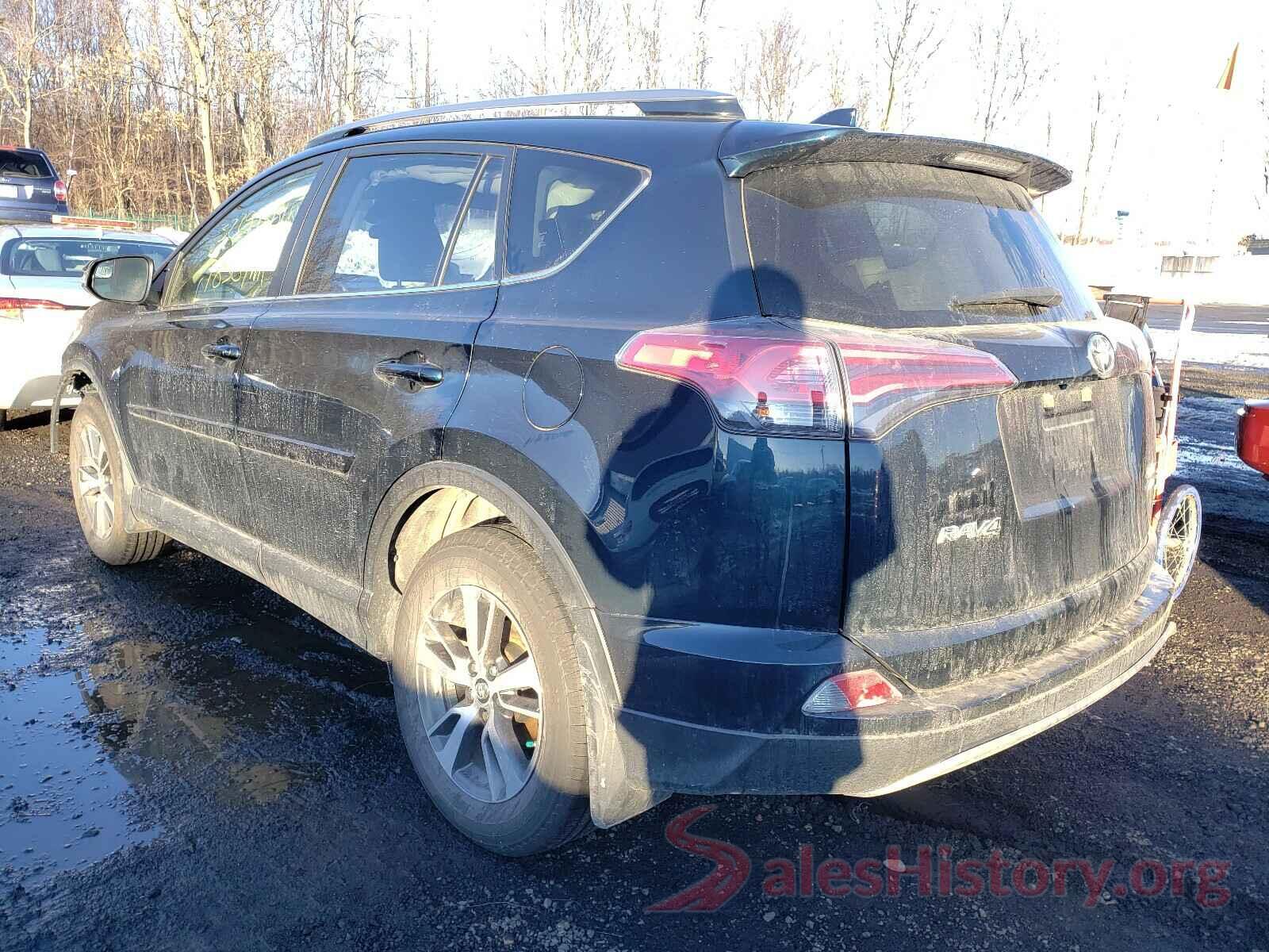 JTMRFREV0HJ125519 2017 TOYOTA RAV4