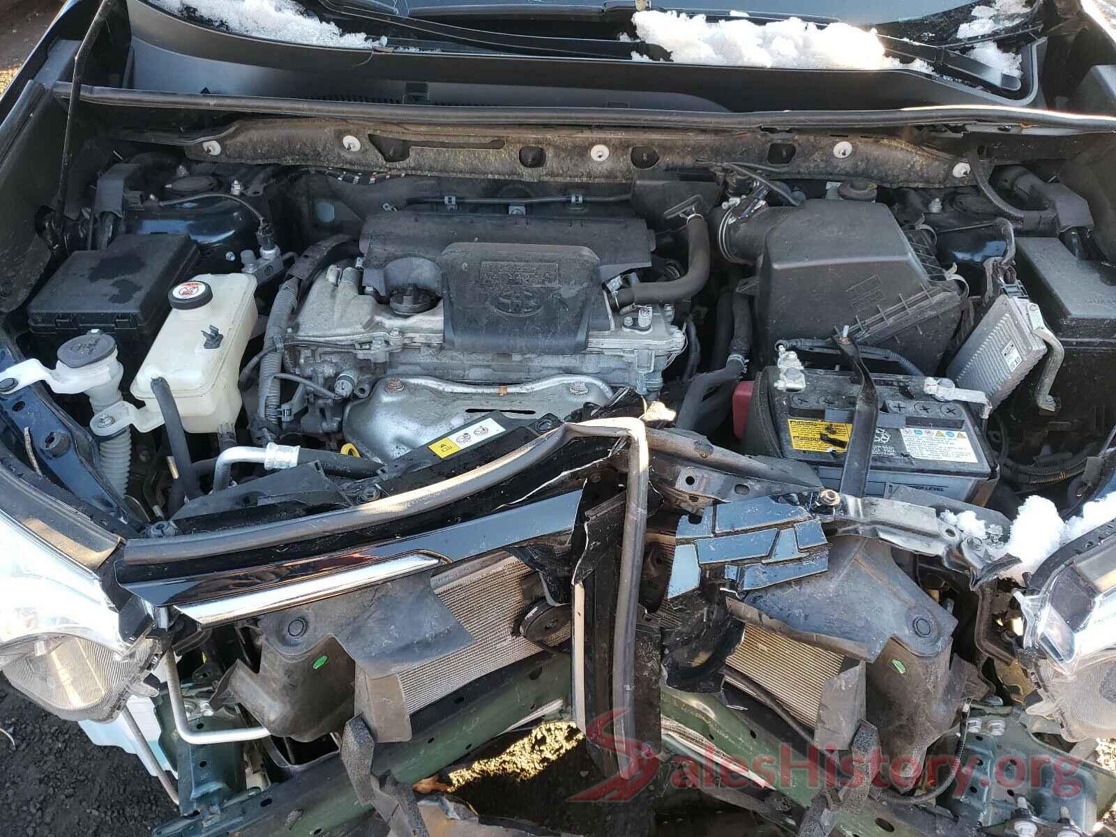 JTMRFREV0HJ125519 2017 TOYOTA RAV4