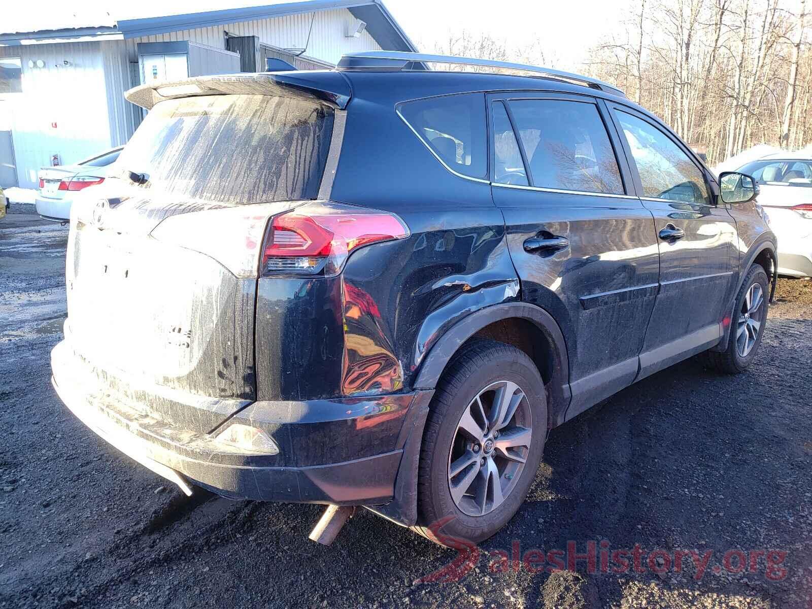 JTMRFREV0HJ125519 2017 TOYOTA RAV4