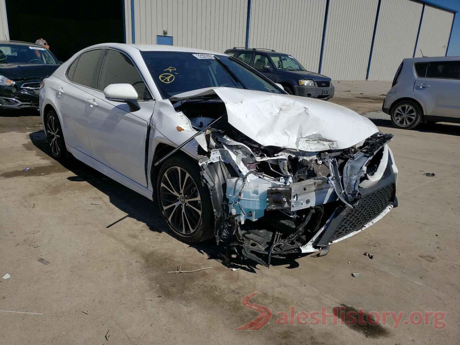 4T1B11HKXKU219430 2019 TOYOTA CAMRY