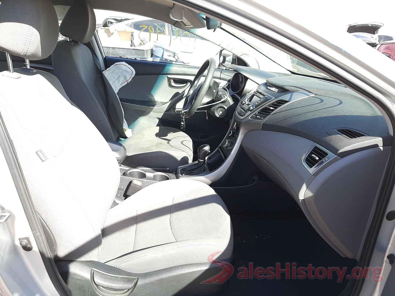 5NPDH4AE1GH732050 2016 HYUNDAI ELANTRA