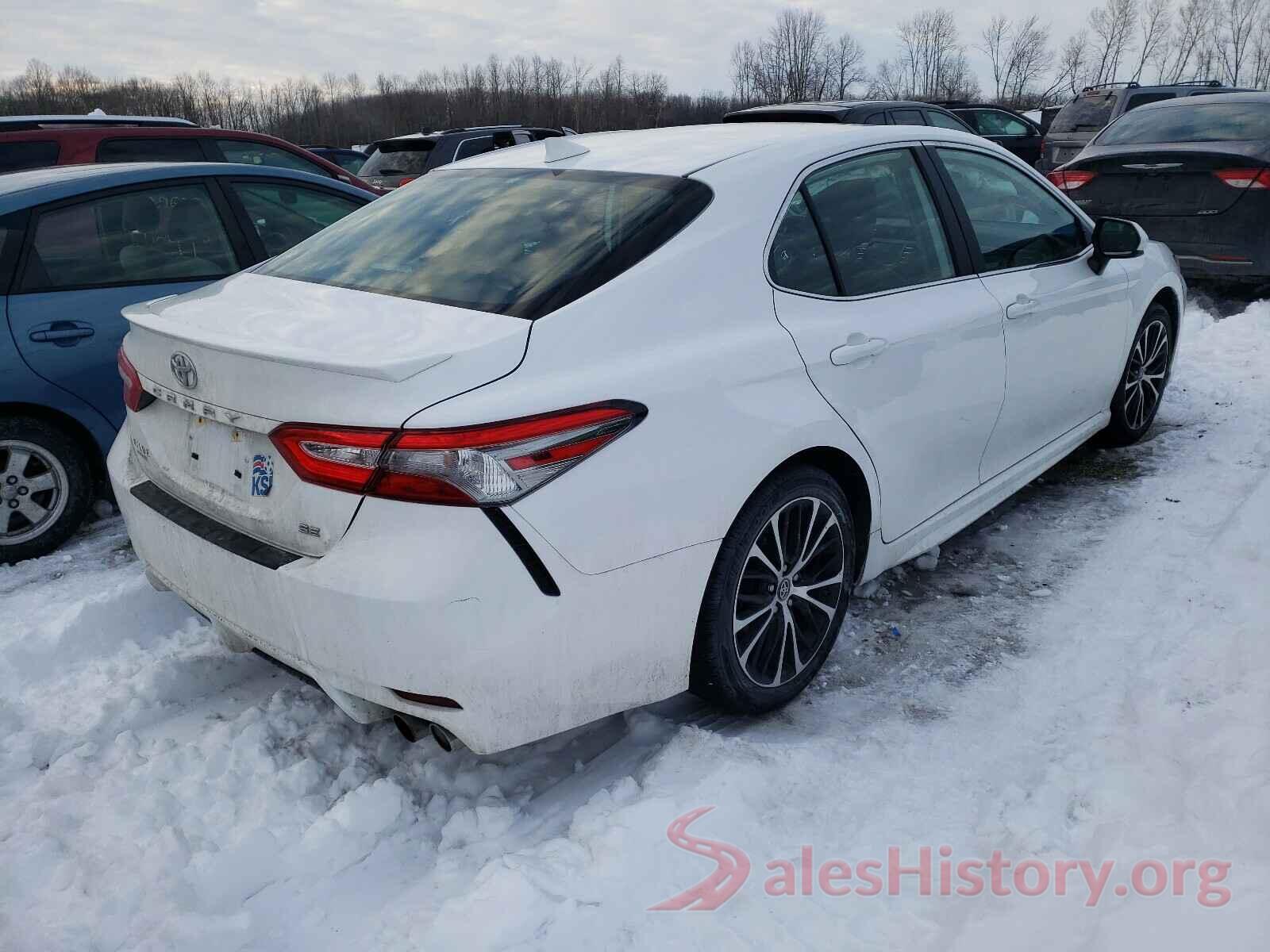 4T1B11HKXKU744746 2019 TOYOTA CAMRY