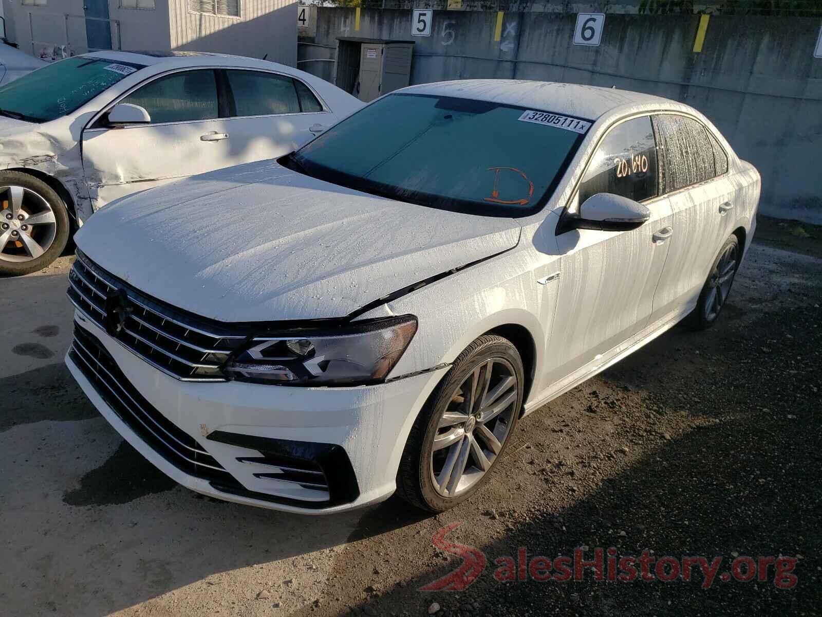 1VWAA7A3XJC029585 2018 VOLKSWAGEN PASSAT