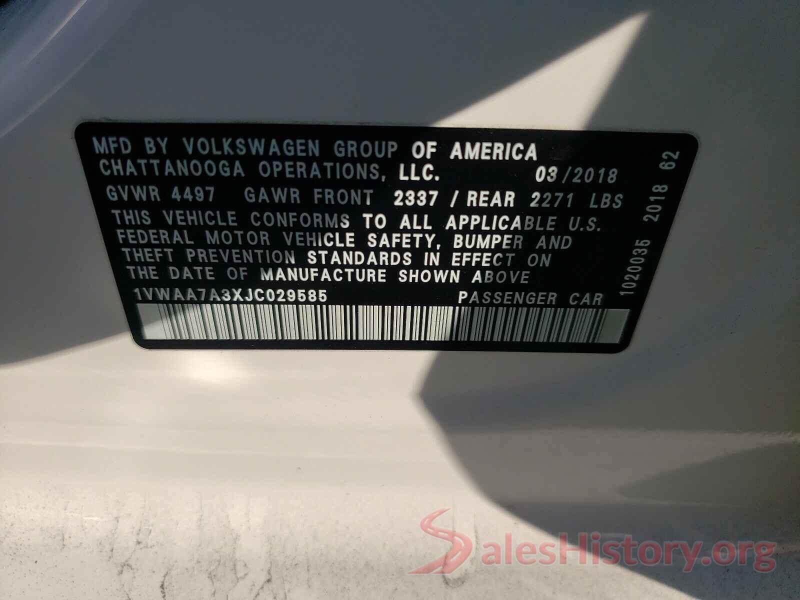 1VWAA7A3XJC029585 2018 VOLKSWAGEN PASSAT