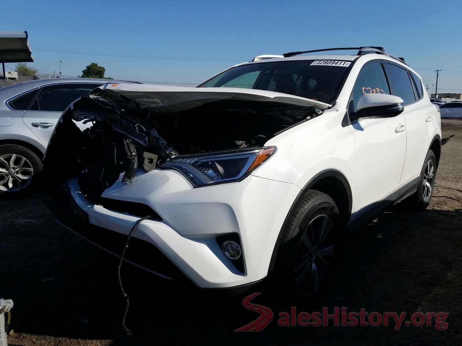 JTMRFREV7JJ721815 2018 TOYOTA RAV4