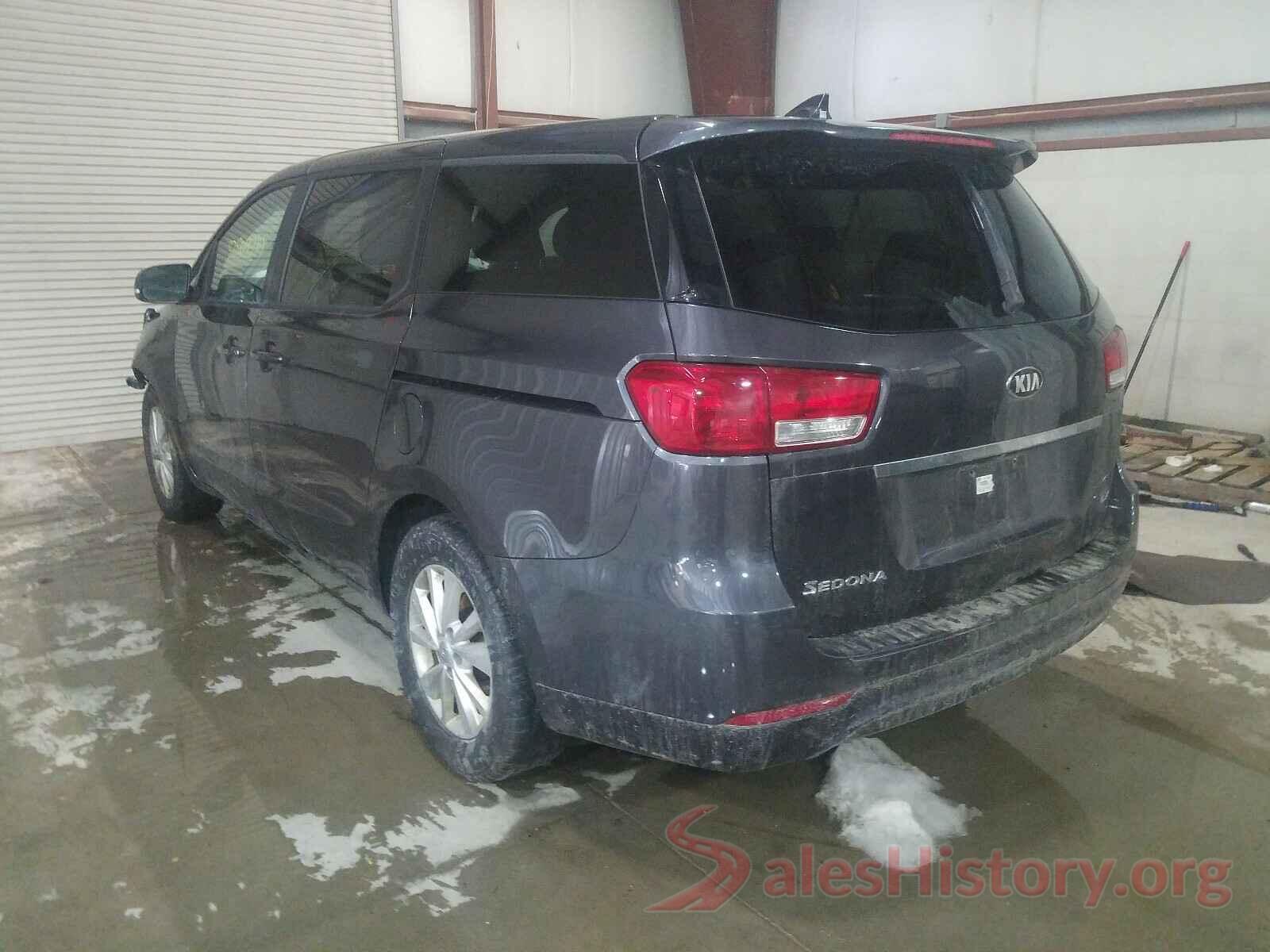 KNDMB5C12J6389994 2018 KIA SEDONA