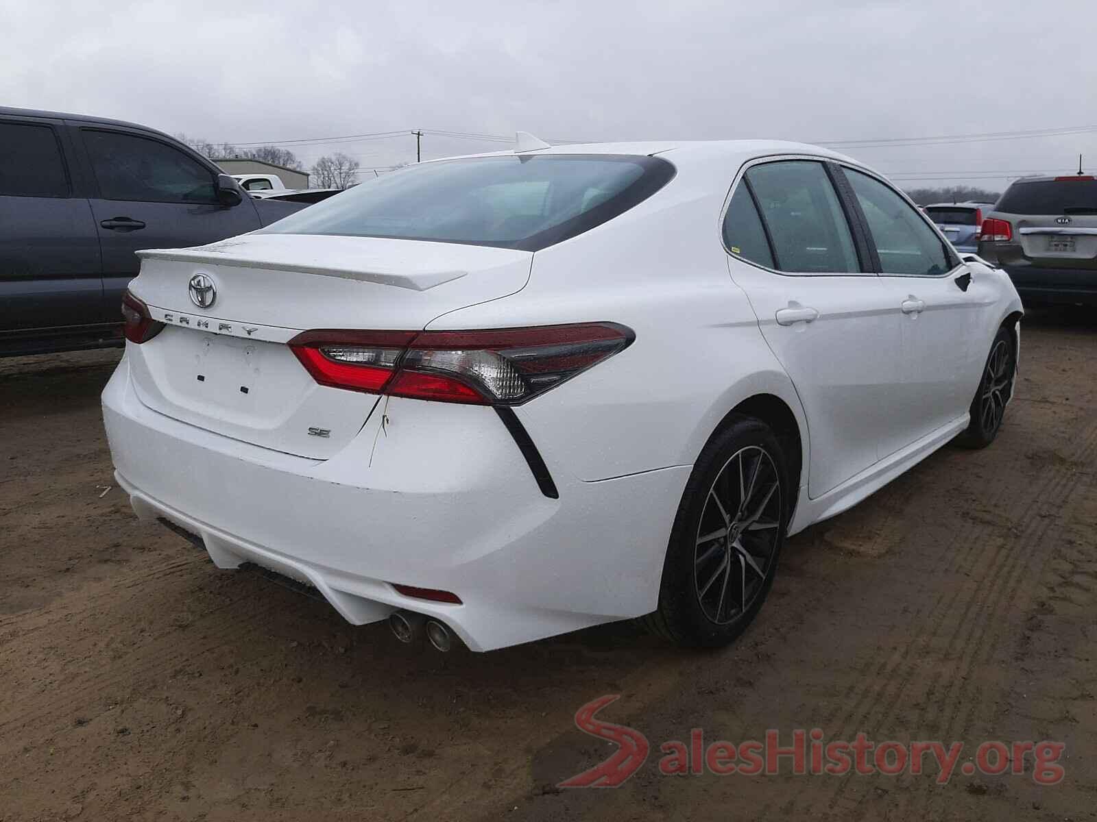 4T1G11AKXMU414544 2021 TOYOTA CAMRY