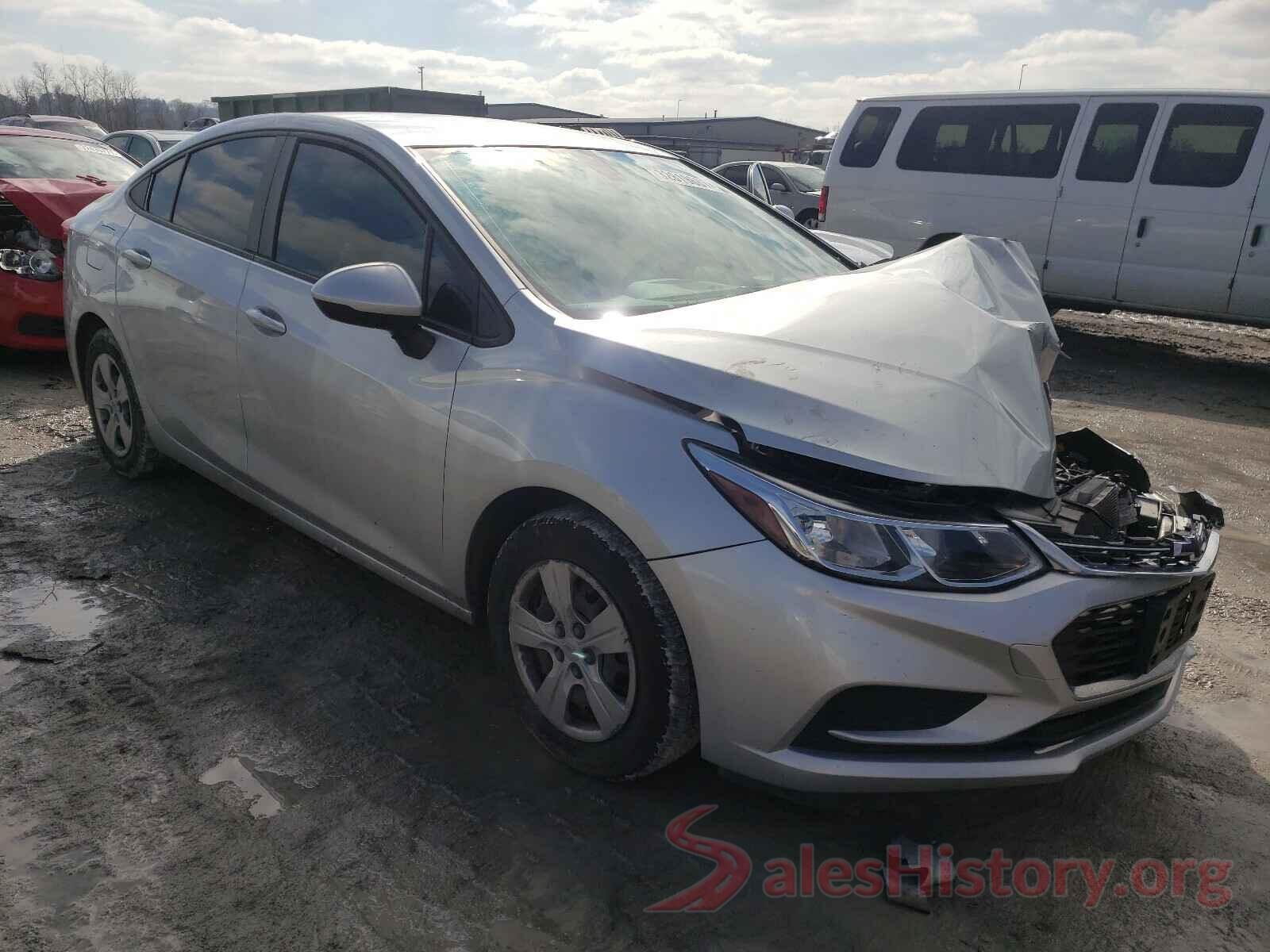 1G1BC5SM0J7236100 2018 CHEVROLET CRUZE