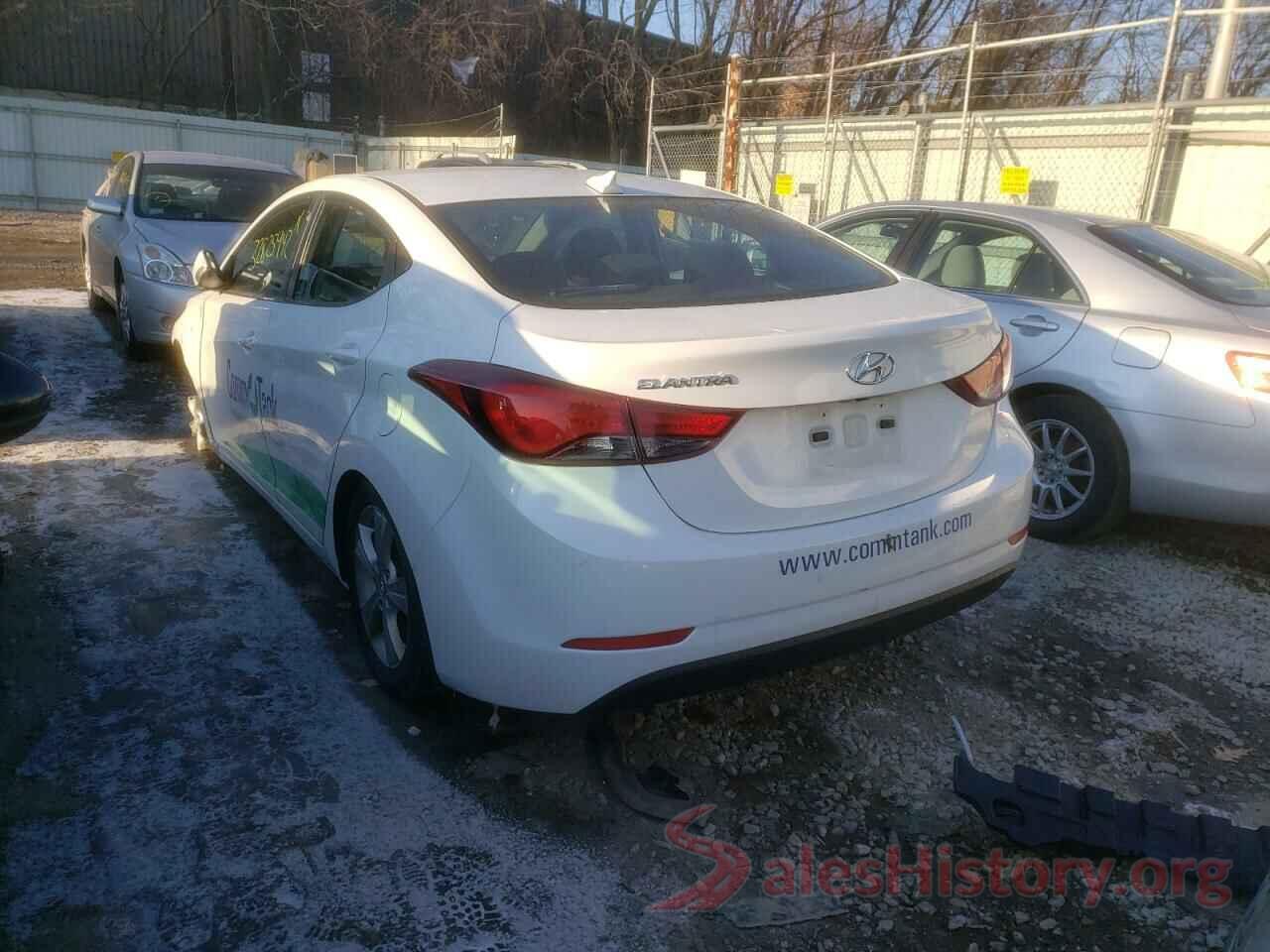 5NPDH4AE9GH754961 2016 HYUNDAI ELANTRA