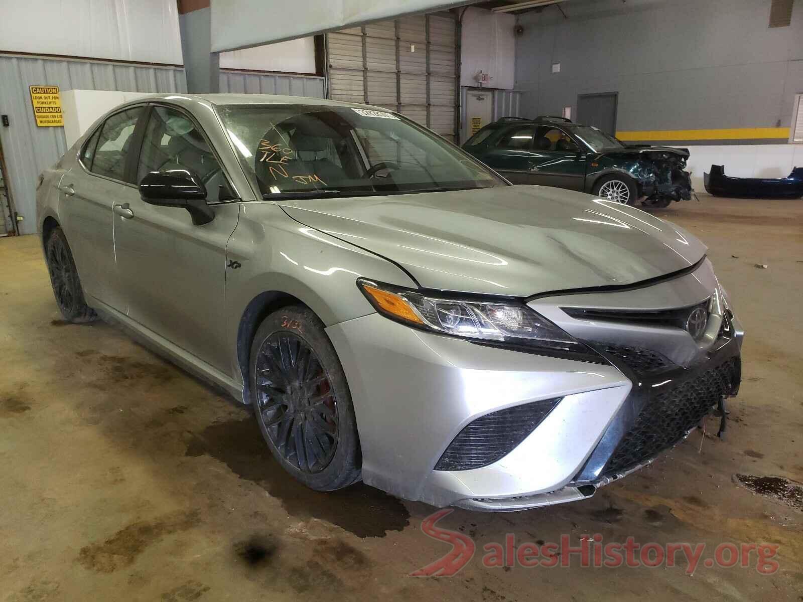 4T1B11HKXKU825469 2019 TOYOTA CAMRY