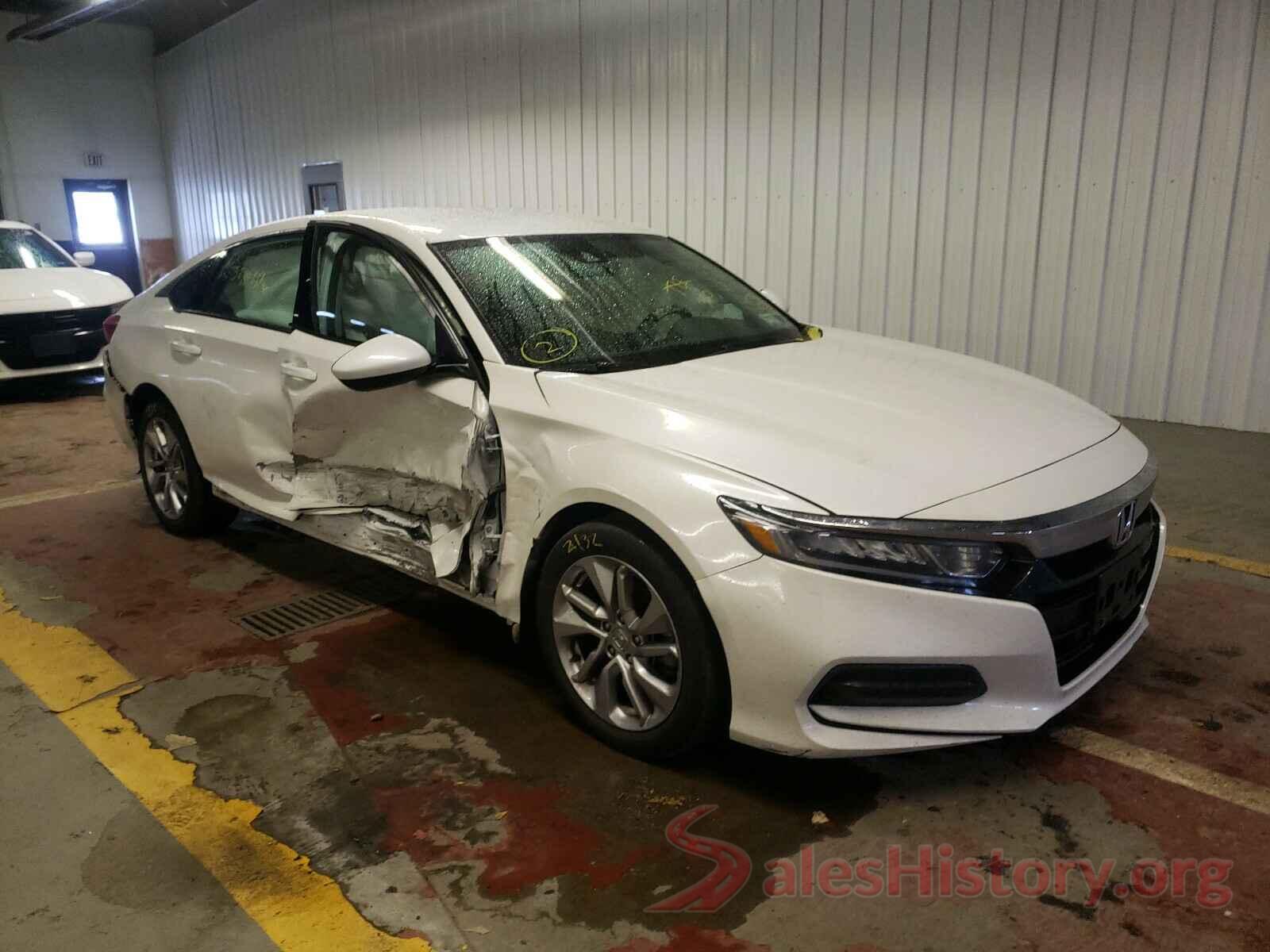 1HGCV1F17JA157316 2018 HONDA ACCORD