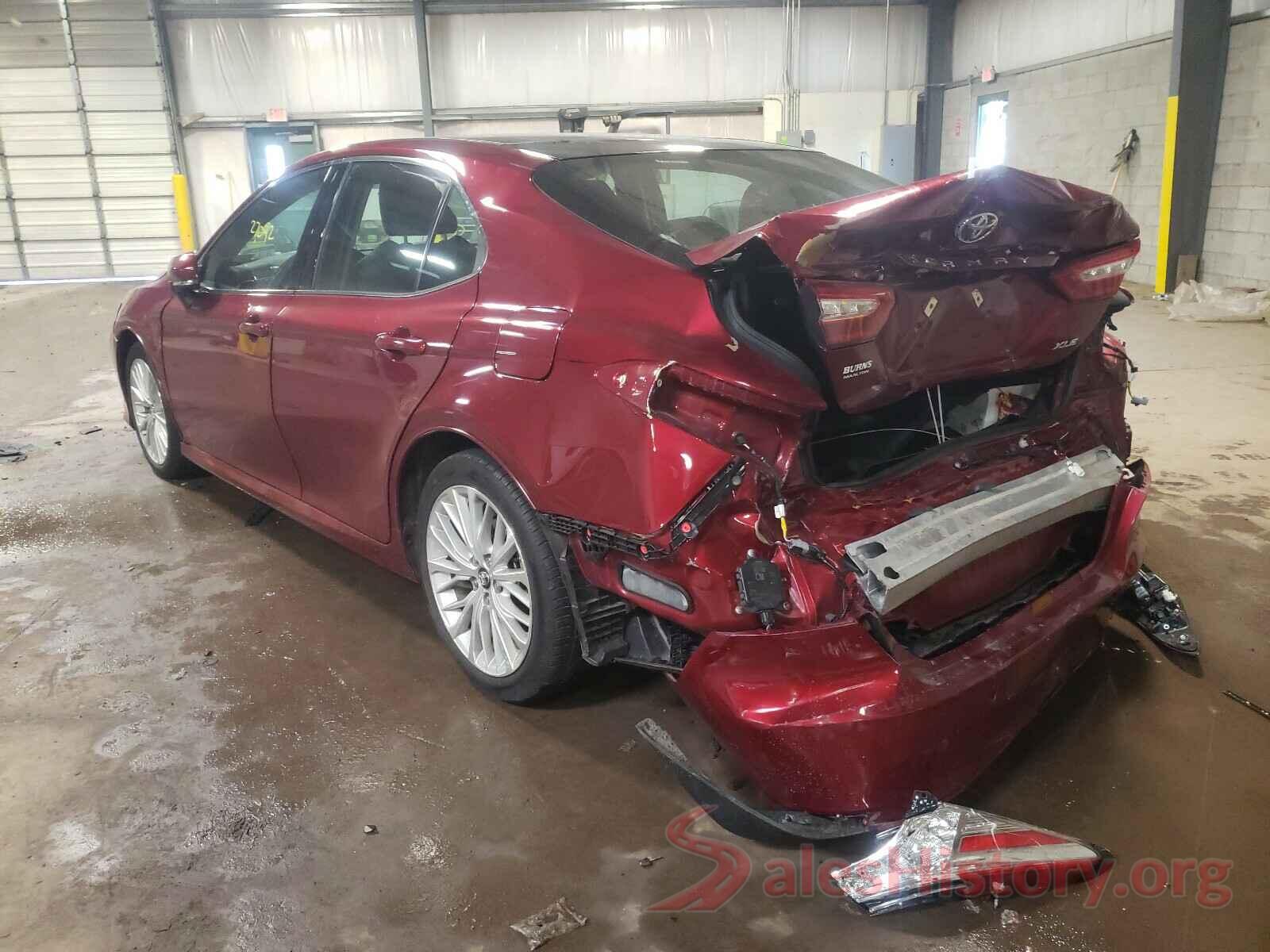 4T1B11HK8JU519966 2018 TOYOTA CAMRY