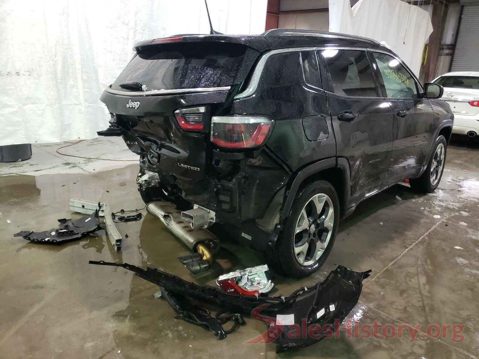 3C4NJDCB7JT453897 2018 JEEP COMPASS