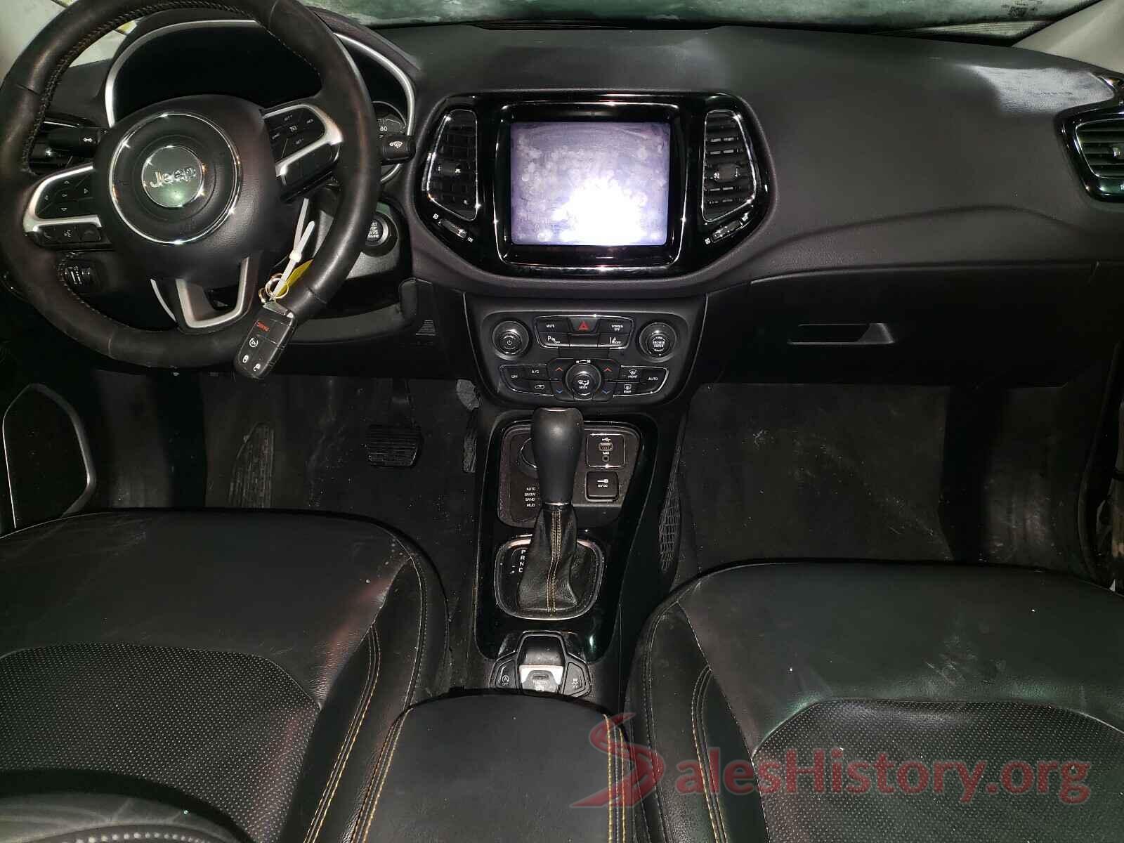 3C4NJDCB7JT453897 2018 JEEP COMPASS