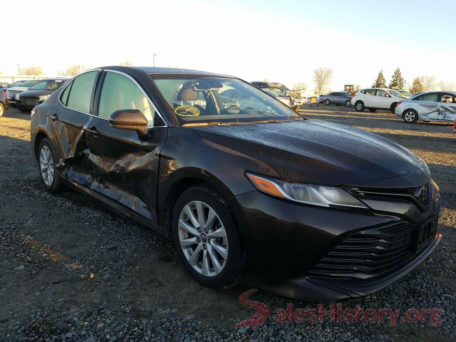 JTNB11HK1J3064982 2018 TOYOTA CAMRY