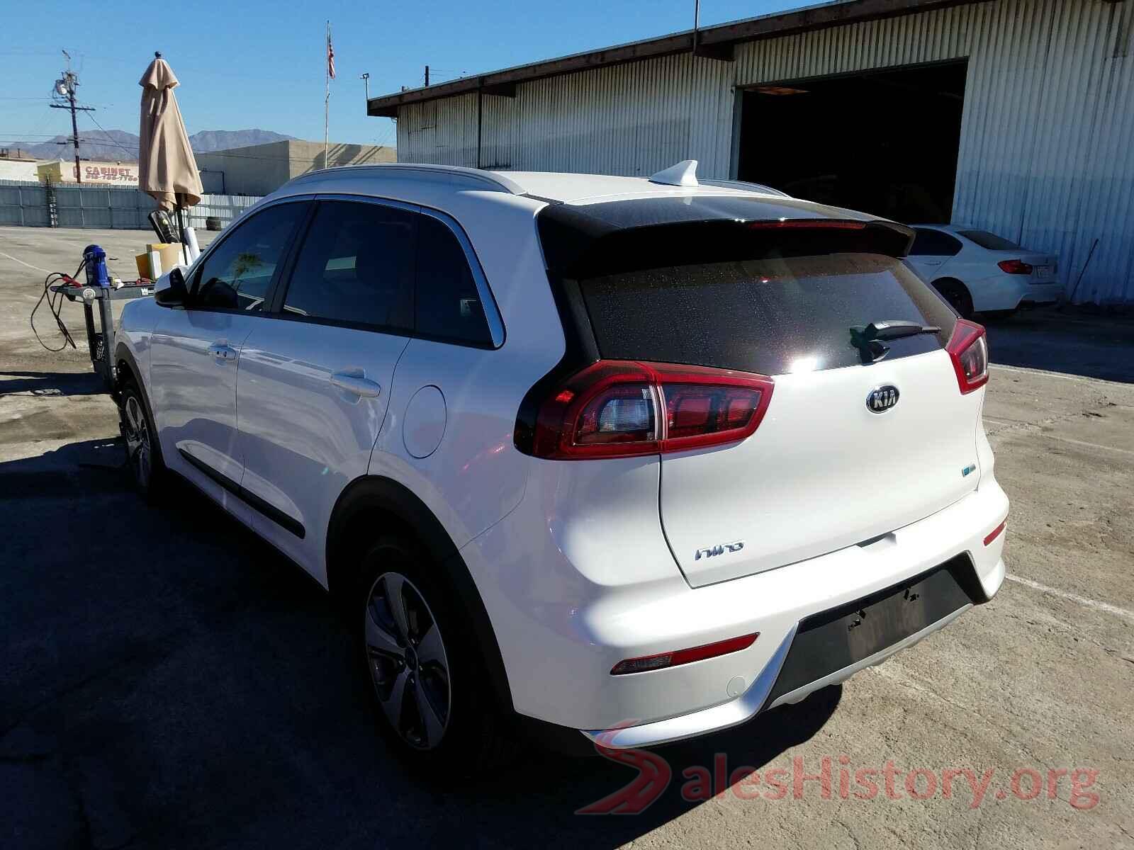 KNDCB3LC0K5284301 2019 KIA NIRO