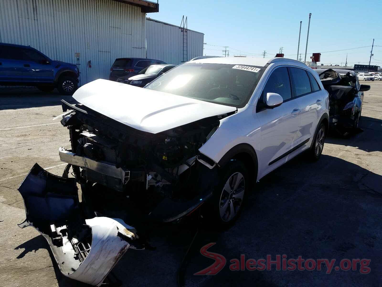 KNDCB3LC0K5284301 2019 KIA NIRO