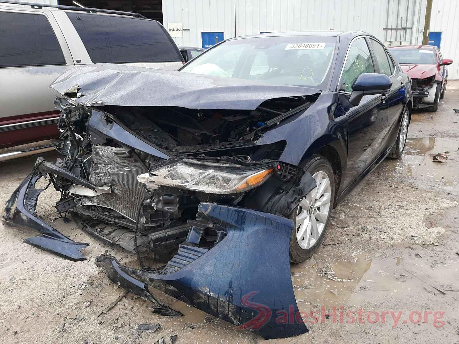 4T1B11HK0JU662782 2018 TOYOTA CAMRY