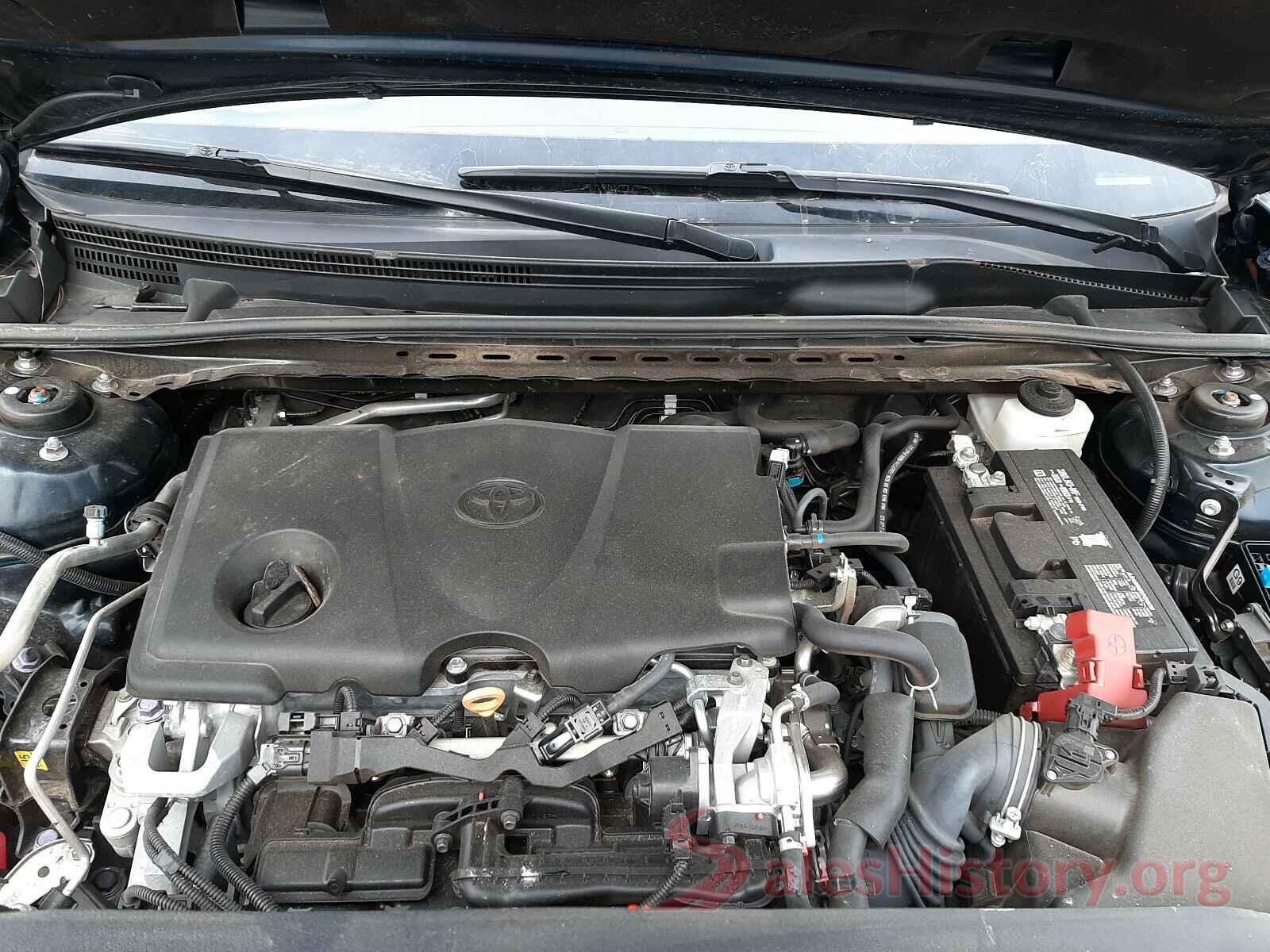 4T1B11HK0JU662782 2018 TOYOTA CAMRY