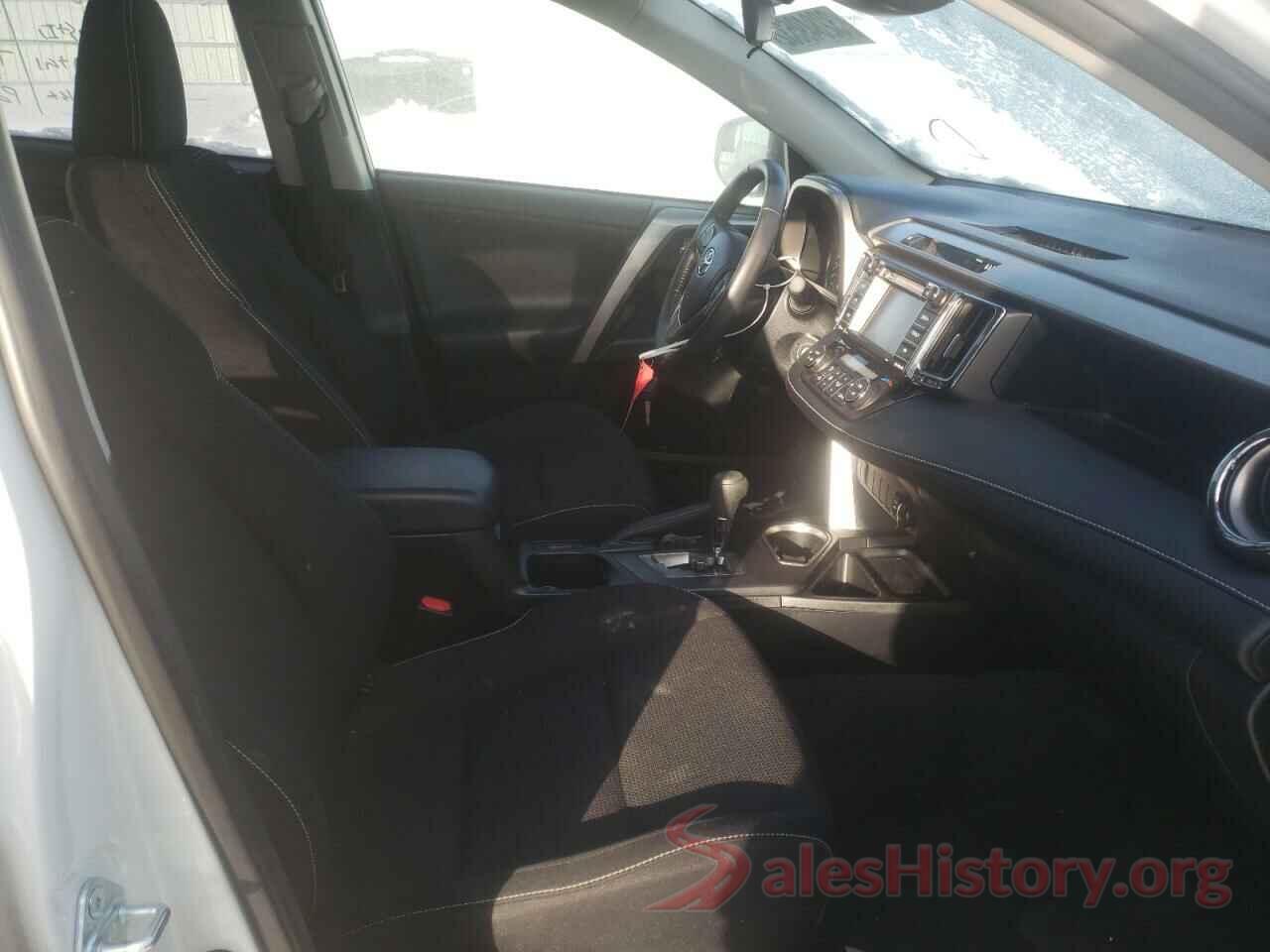 JTMRFREV0HJ115847 2017 TOYOTA RAV4