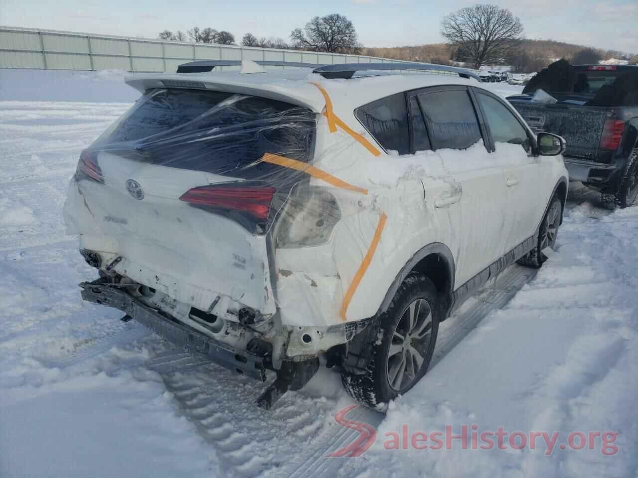 JTMRFREV0HJ115847 2017 TOYOTA RAV4