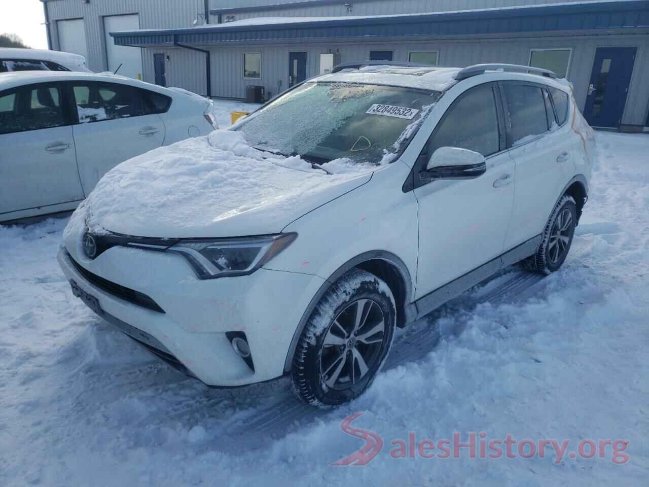 JTMRFREV0HJ115847 2017 TOYOTA RAV4