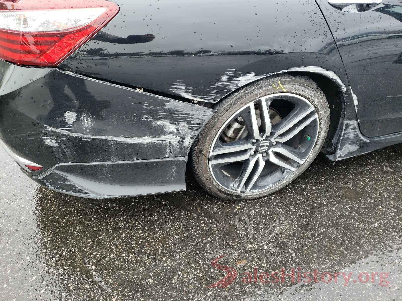 1HGCR2F1XHA241117 2017 HONDA ACCORD