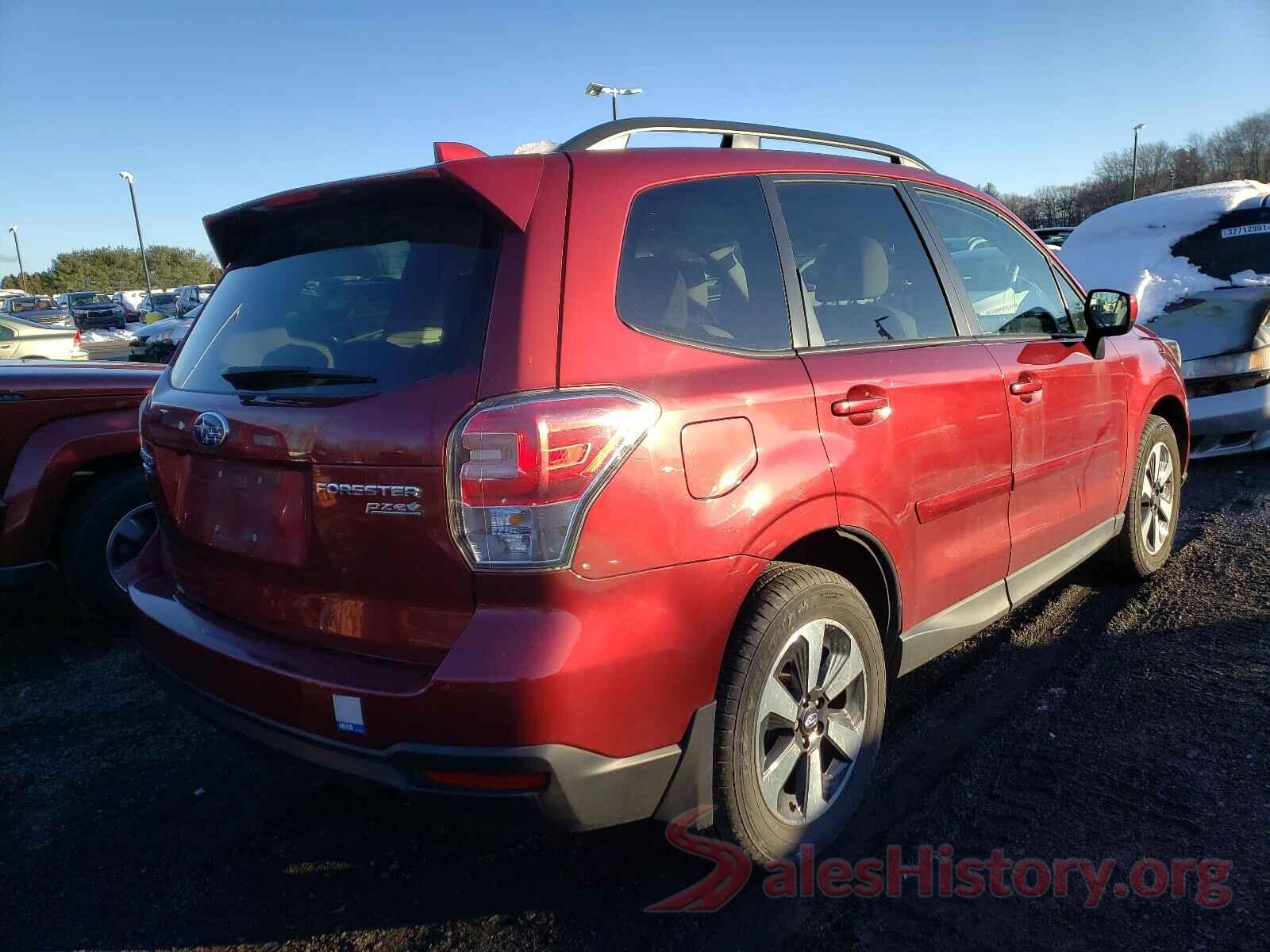 JF2SJAGC3HH452549 2017 SUBARU FORESTER