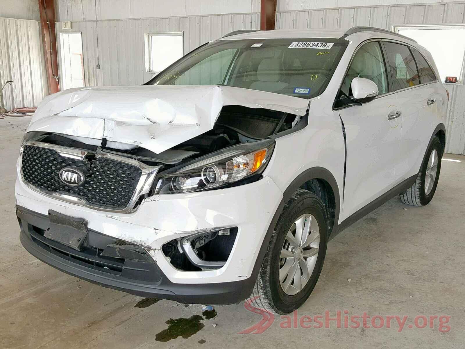 5XYPG4A51GG026672 2016 KIA SORENTO LX