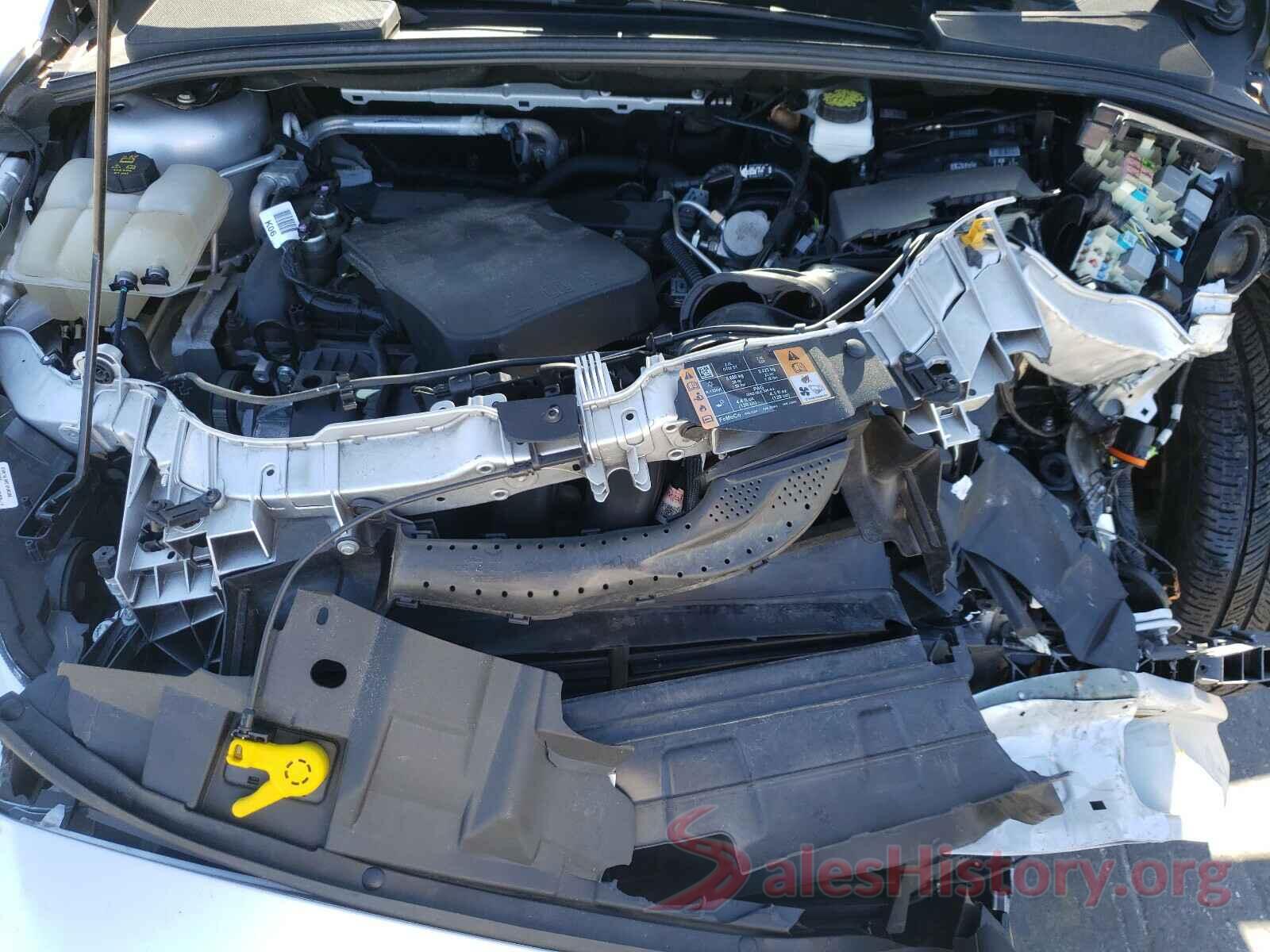 1FADP3N2XJL285076 2018 FORD FOCUS