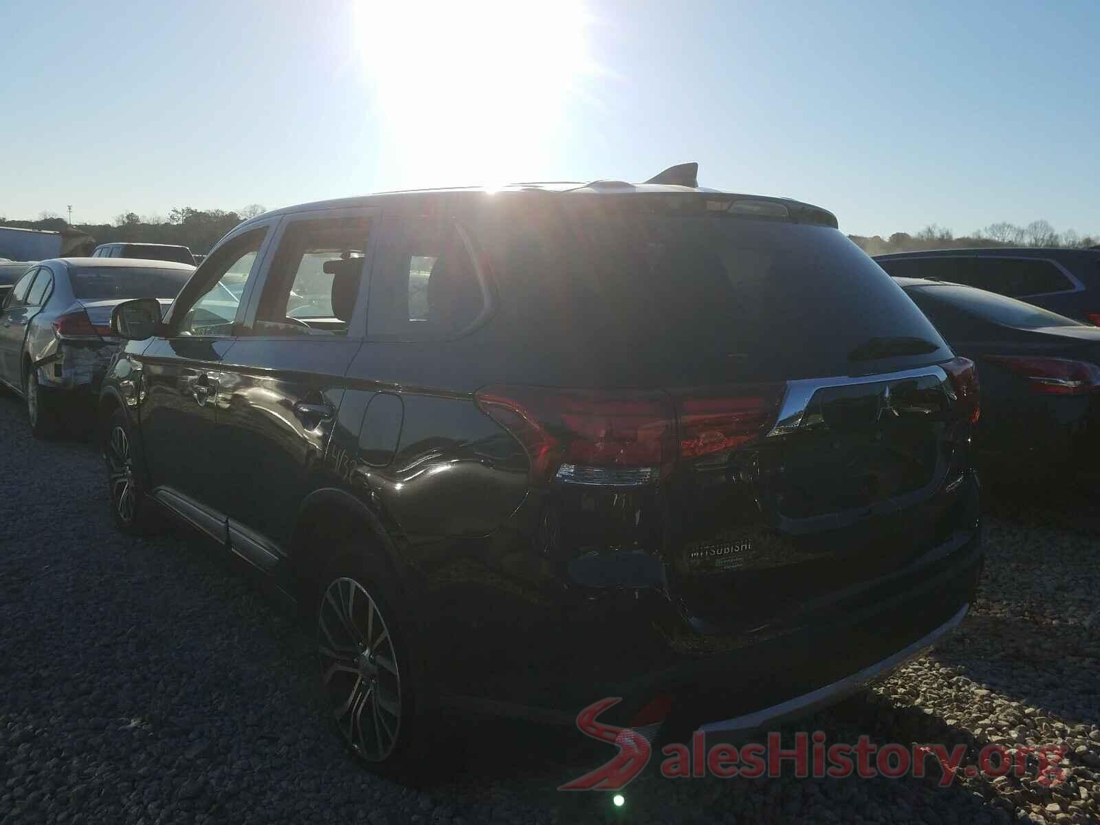 JA4AZ3A39JJ005482 2018 MITSUBISHI OUTLANDER