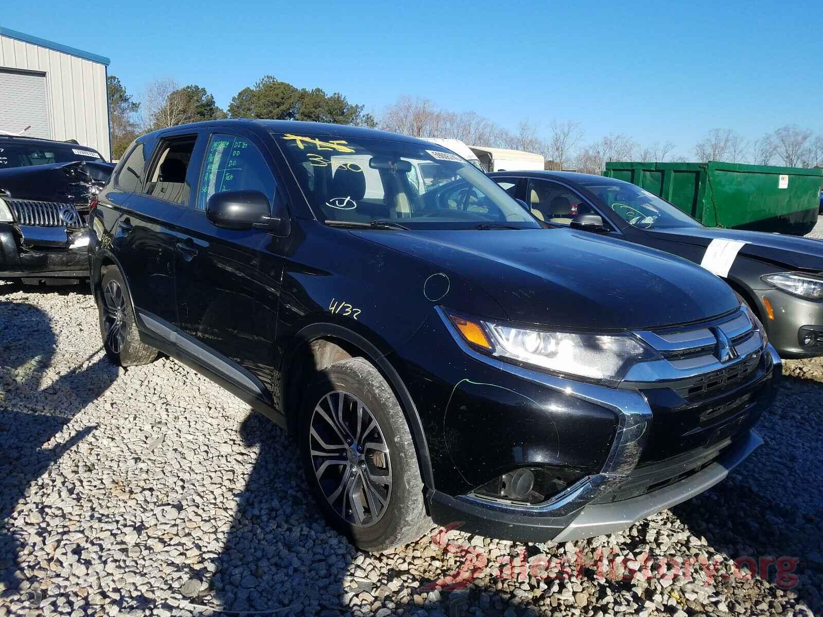 JA4AZ3A39JJ005482 2018 MITSUBISHI OUTLANDER