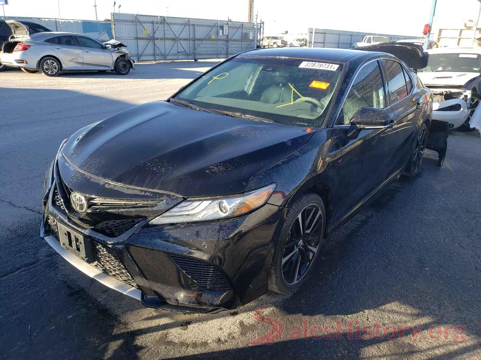 4T1B61HK9JU039615 2018 TOYOTA CAMRY