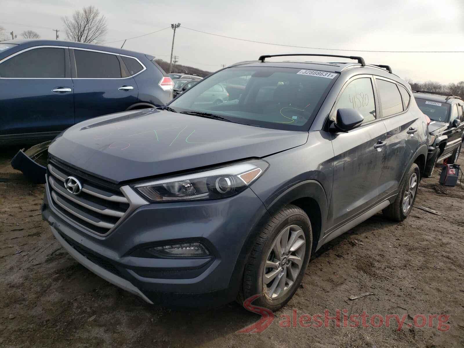 KM8J33A21HU288768 2017 HYUNDAI TUCSON