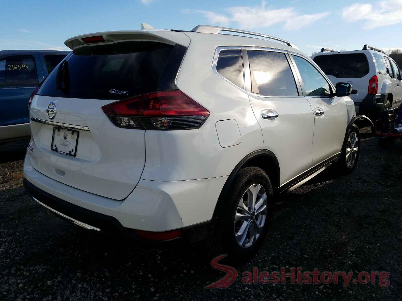 5N1AT2MTXJC825924 2018 NISSAN ROGUE