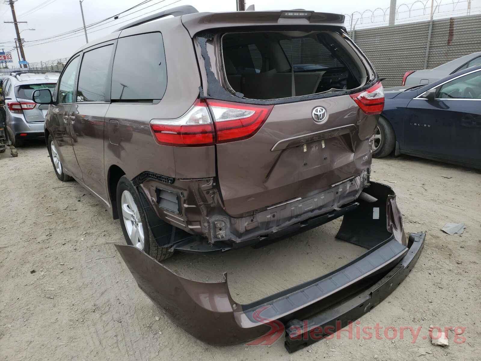 5TDKZ3DC7JS907749 2018 TOYOTA SIENNA