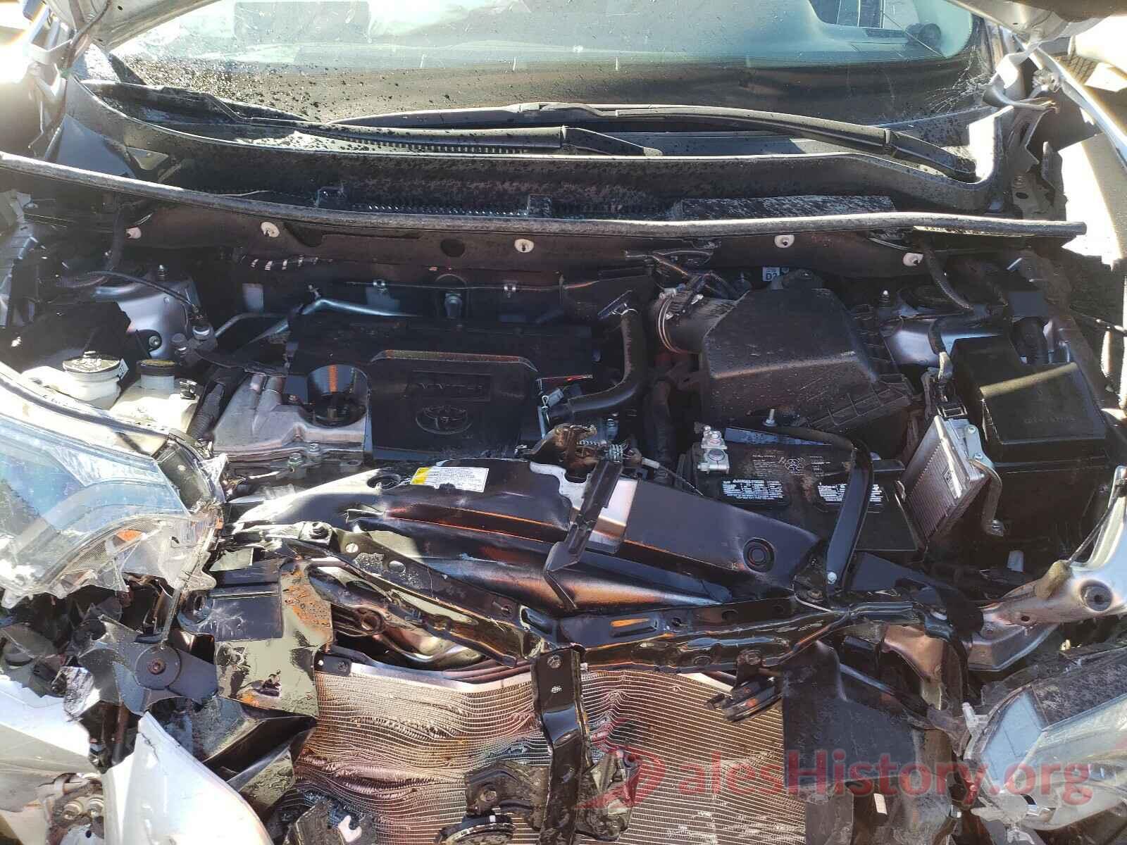 2T3RFREV2JW790283 2018 TOYOTA RAV4