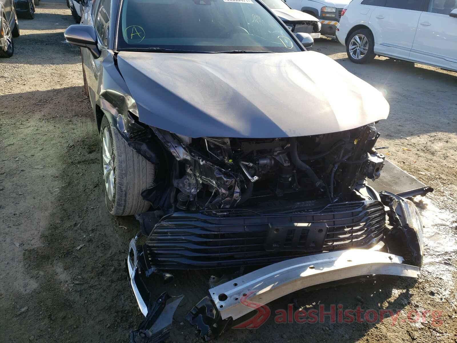 4T1B11HK5JU021790 2018 TOYOTA CAMRY