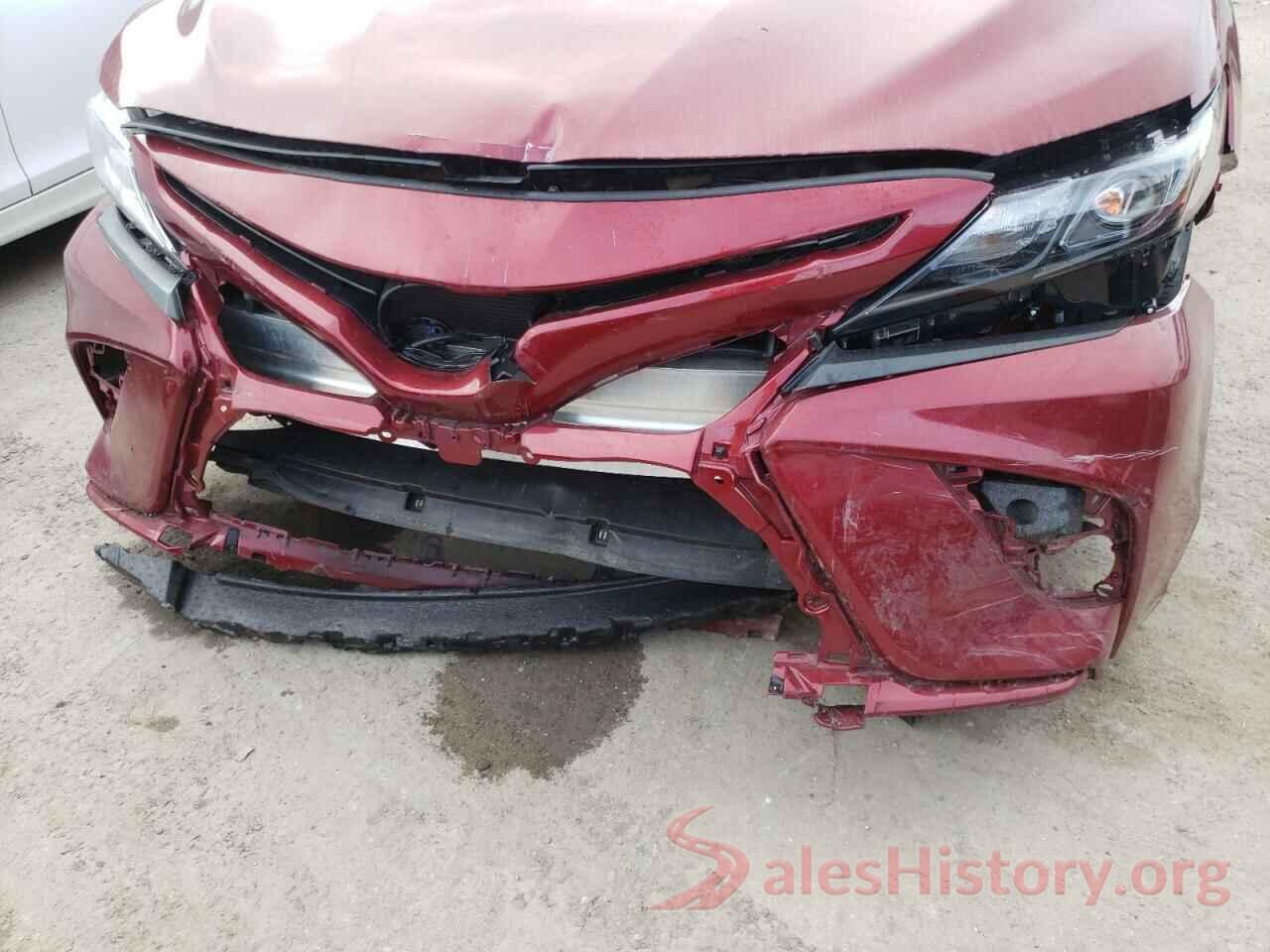 4T1B11HK4JU584300 2018 TOYOTA CAMRY