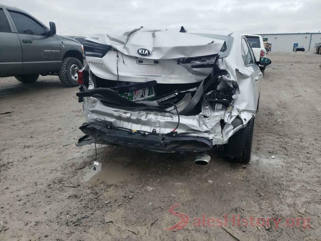 3KPF24ADXKE075490 2019 KIA FORTE