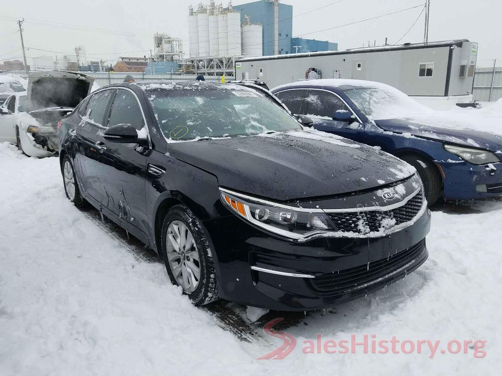 5XXGT4L32JG270477 2018 KIA OPTIMA