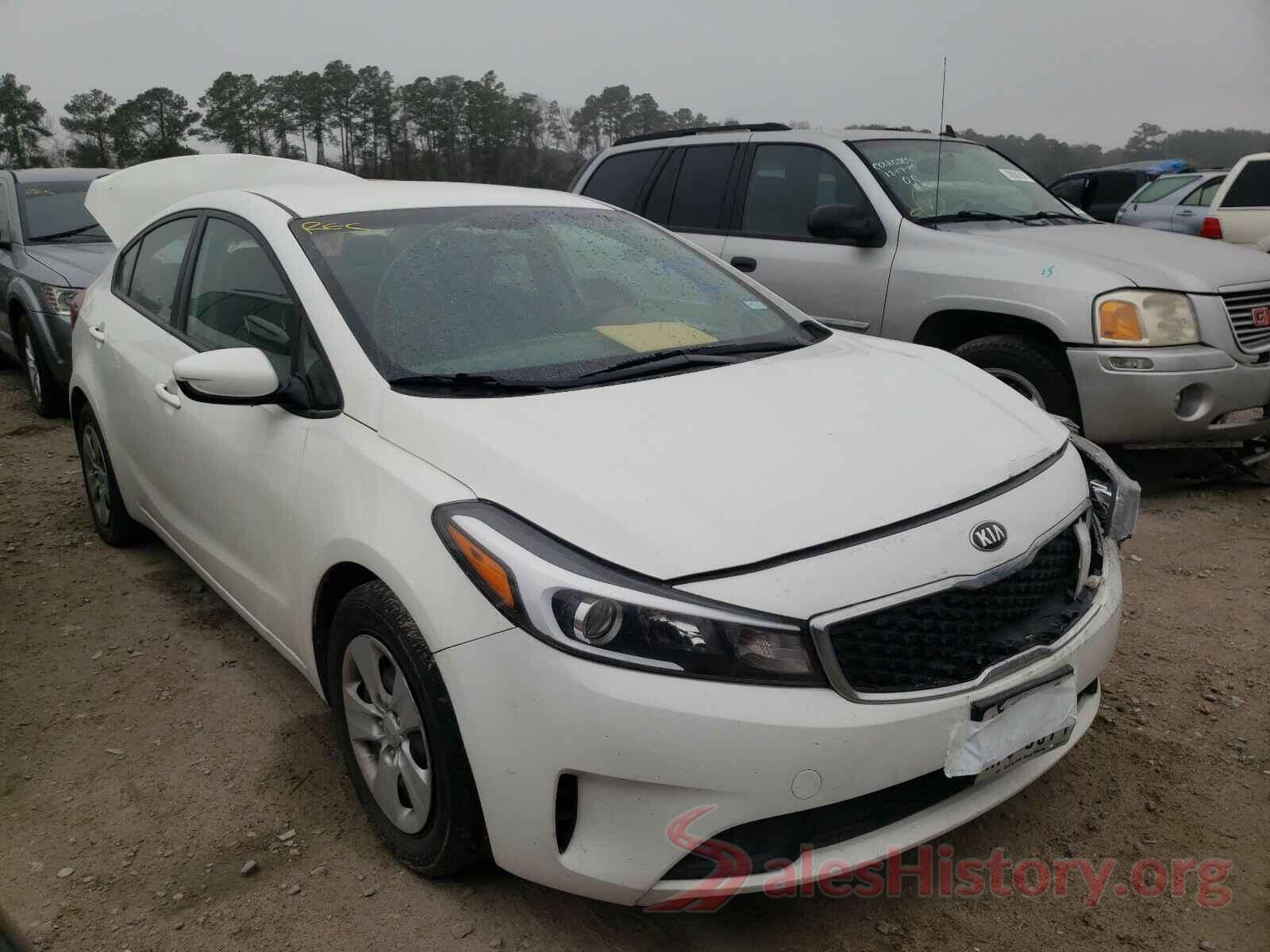 3KPFK4A77HE101479 2017 KIA FORTE