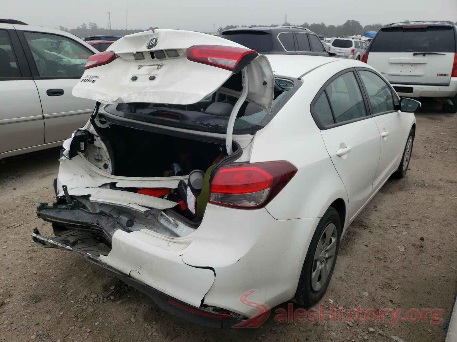 3KPFK4A77HE101479 2017 KIA FORTE