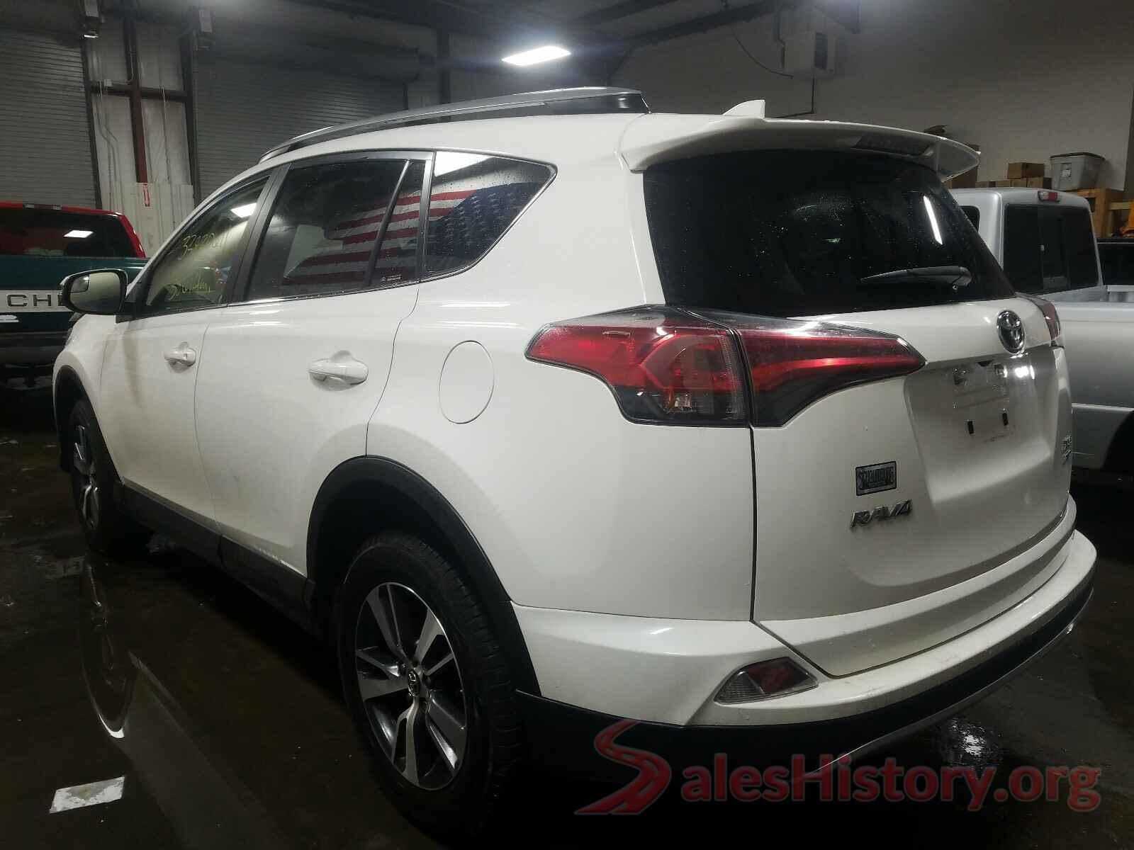 JTMRFREVXHJ125835 2017 TOYOTA RAV4