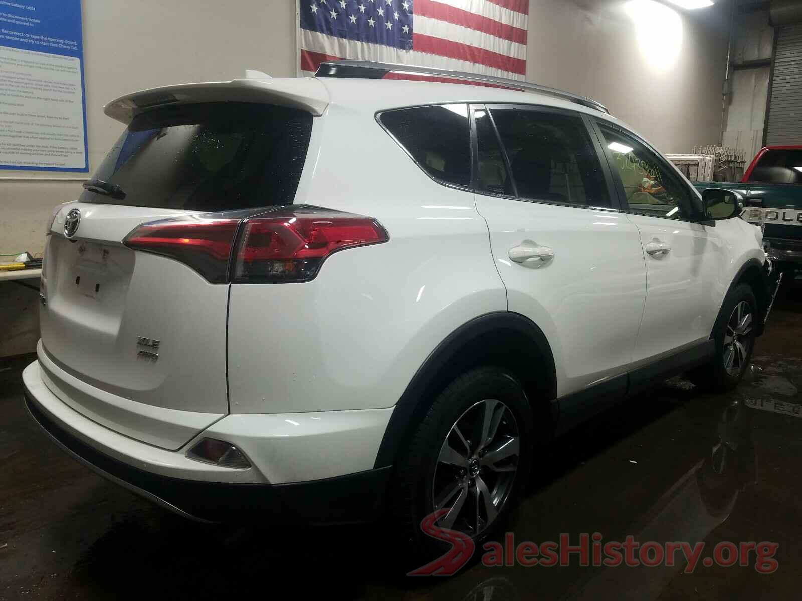 JTMRFREVXHJ125835 2017 TOYOTA RAV4