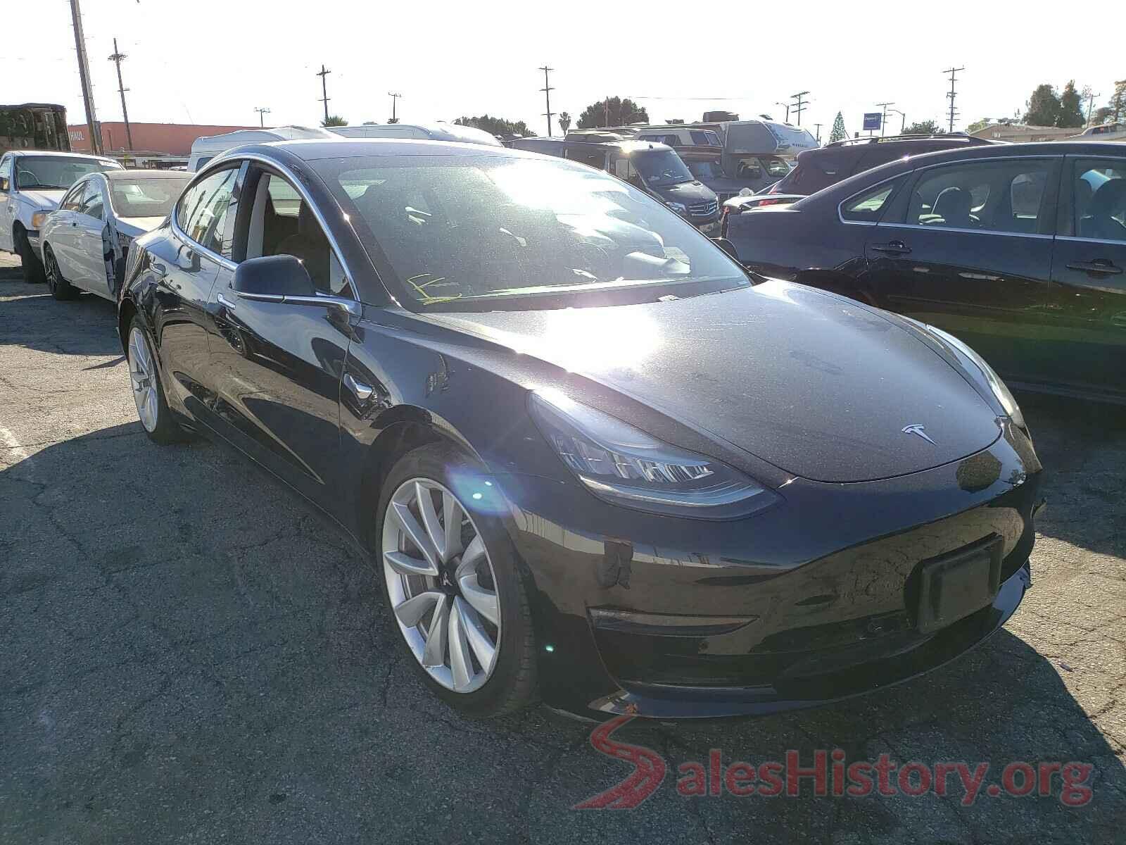 5YJ3E1EA6JF176074 2018 TESLA MODEL 3