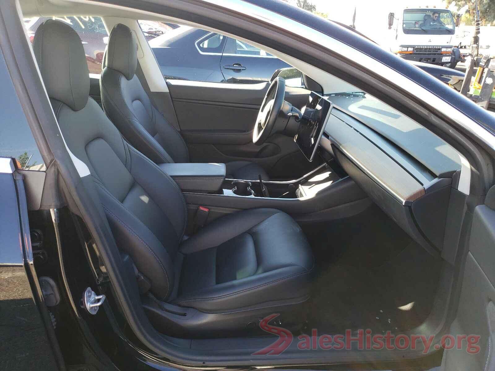 5YJ3E1EA6JF176074 2018 TESLA MODEL 3